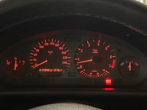 BMW 320 bild 19