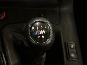 BMW 320 bild 18