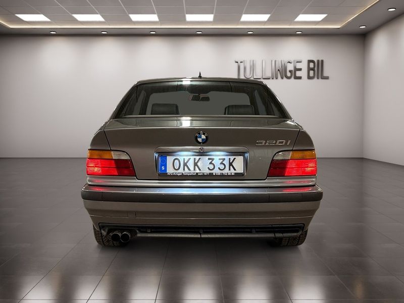 BMW 320 bild 4