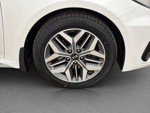 Kia Optima bild 33