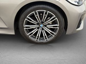 BMW 320 bild 33