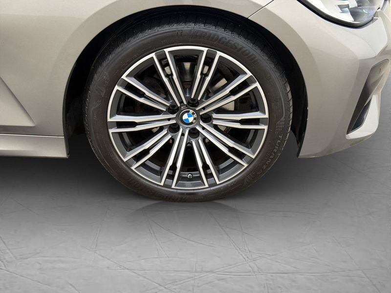 BMW 320 bild 33