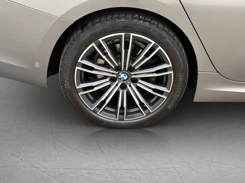 BMW 320 bild 32