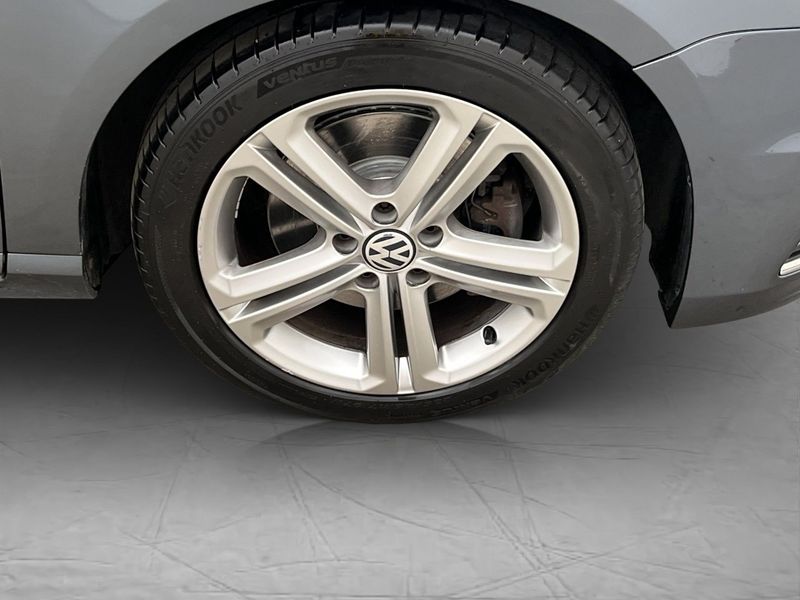 Volkswagen Passat bild 32