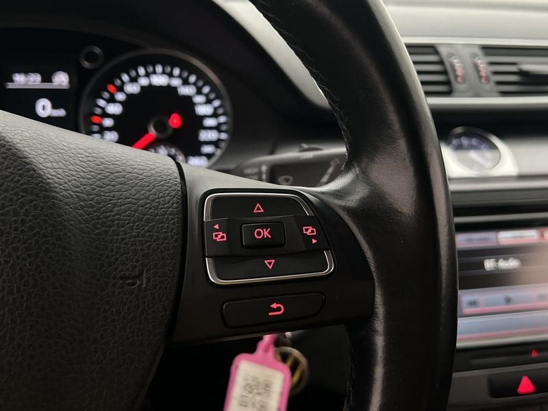 Volkswagen Passat bild 19