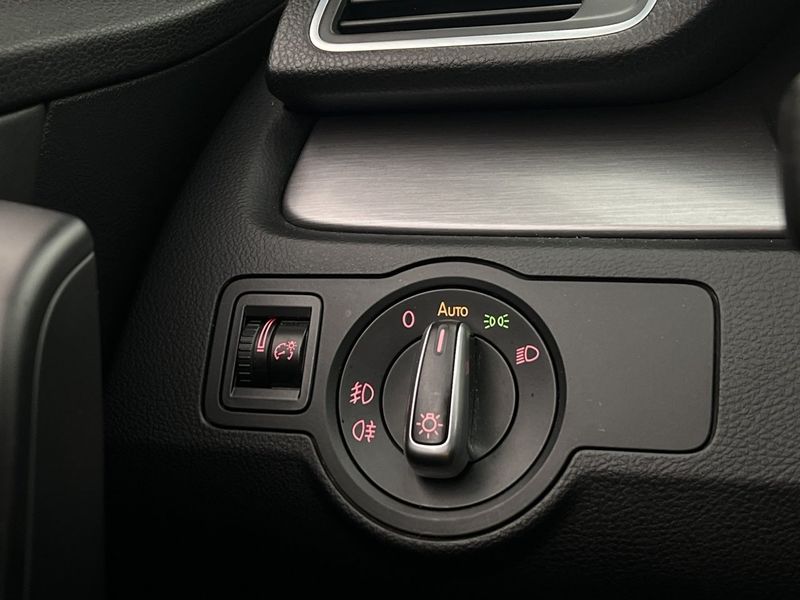 Volkswagen Passat bild 15