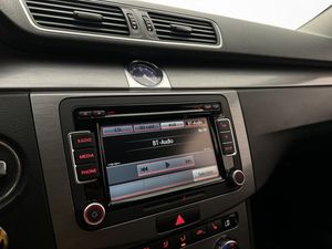 Volkswagen Passat bild 22