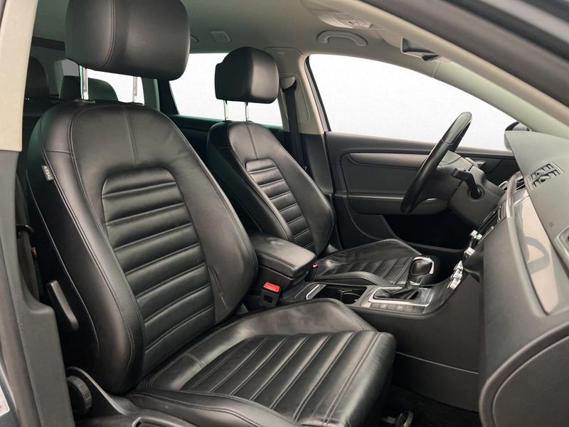 Volkswagen Passat bild 25