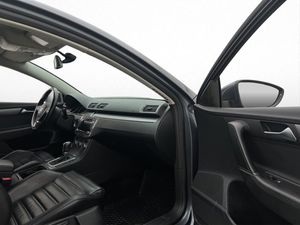 Volkswagen Passat bild 26