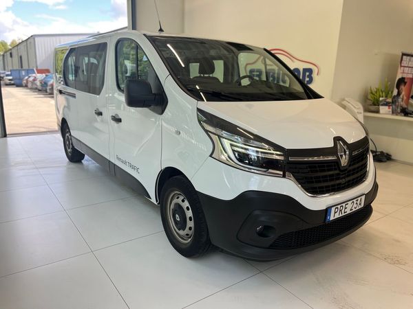 Renault Trafic Grand Kombi 9-sits, bra skick - 2021