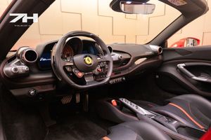 Ferrari F8 bild 6