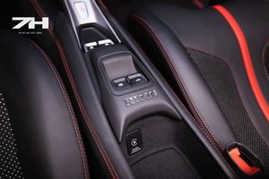 Ferrari F8 bild 8