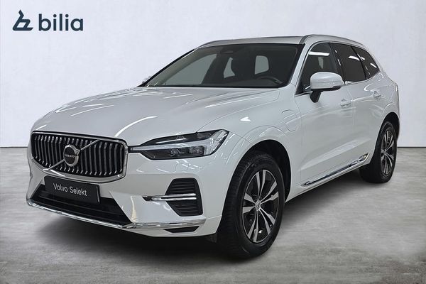 Volvo XC60 Recharge T6 Core Edition /Panorama/Kamera/Keyless - 2023