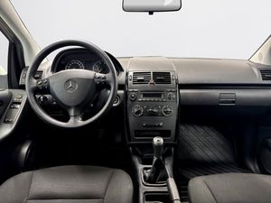 Mercedes A160 bild 9