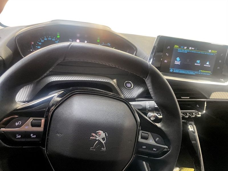 Peugeot e-208 bild 7