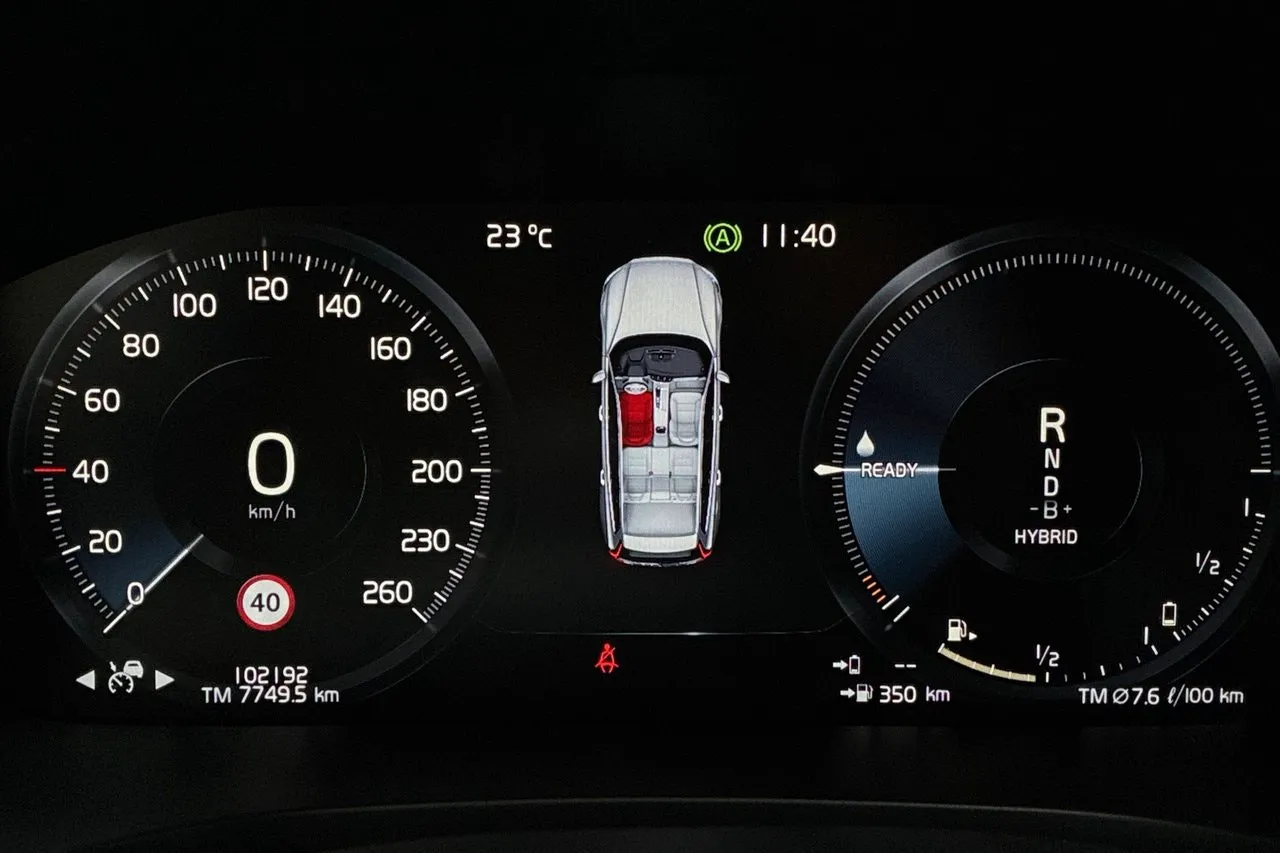 Vehicle image 16
