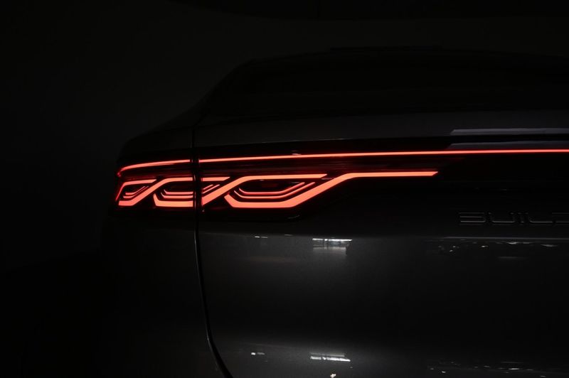 BYD Han bild 23