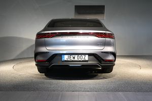 BYD Han bild 16