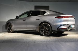 BYD Han bild 15