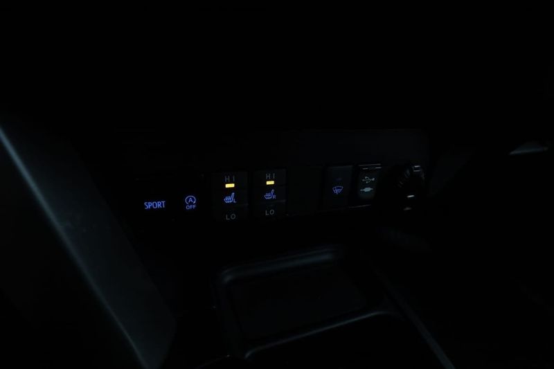 Toyota RAV4 bild 24