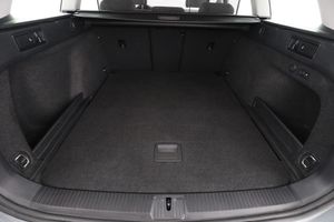 Volkswagen Passat bild 18