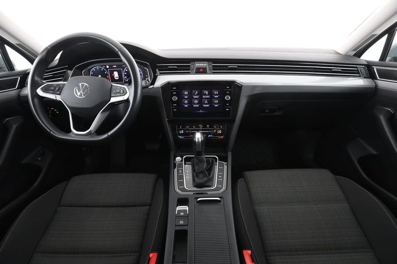 Volkswagen Passat bild 13