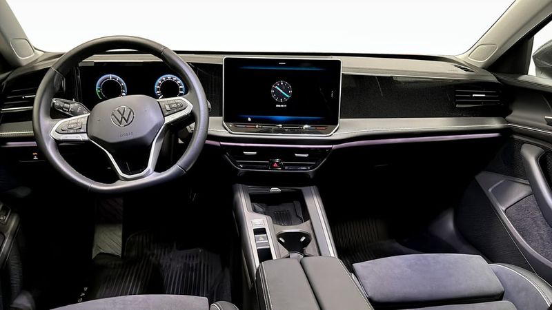 Volkswagen Passat bild 10