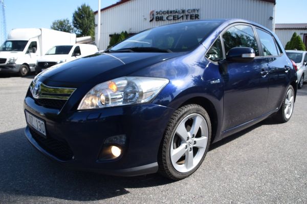 Toyota Auris Hybrid e-CVT HSD Comfort Euro 5 B-Kamera - 2011