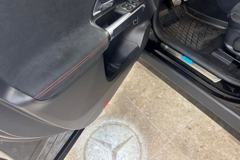 Mercedes EQB300 bild 9