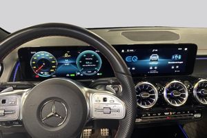 Mercedes EQB300 bild 7
