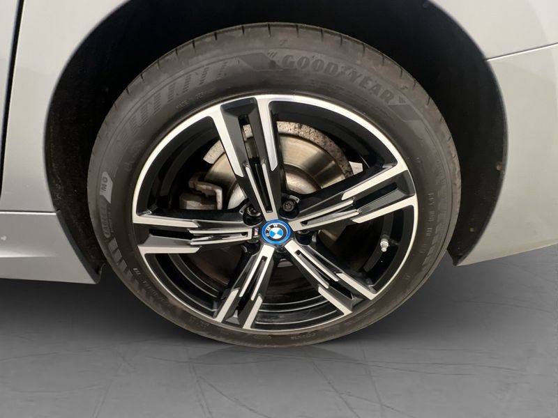BMW 330 bild 35