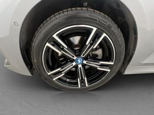 BMW 330 bild 34
