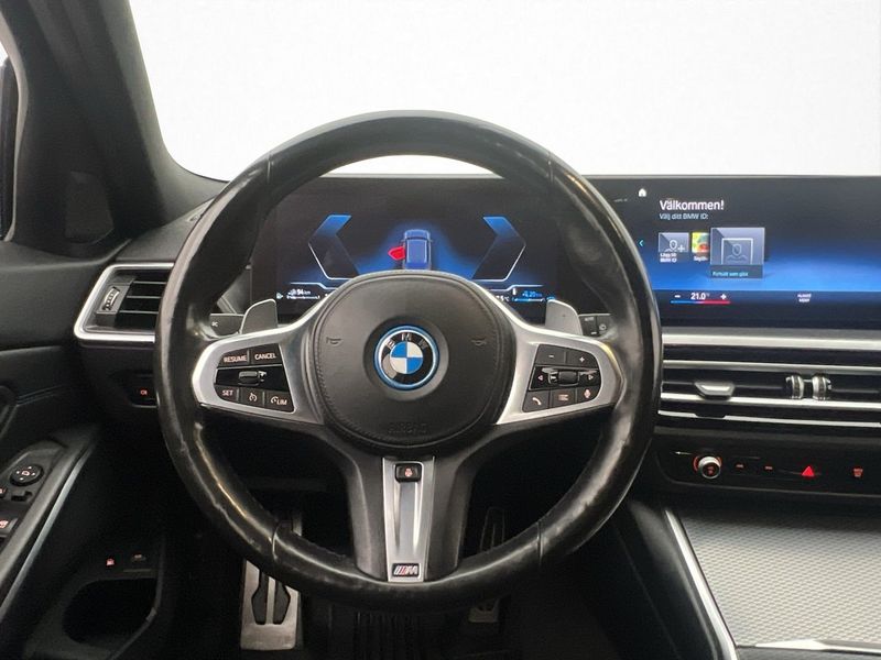 BMW 330 bild 13