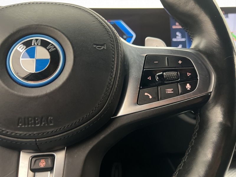 BMW 330 bild 18