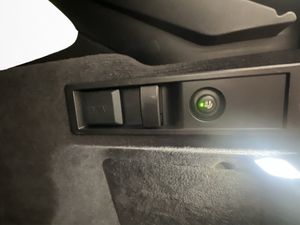 BMW 330 bild 31