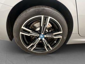 BMW 330 bild 36