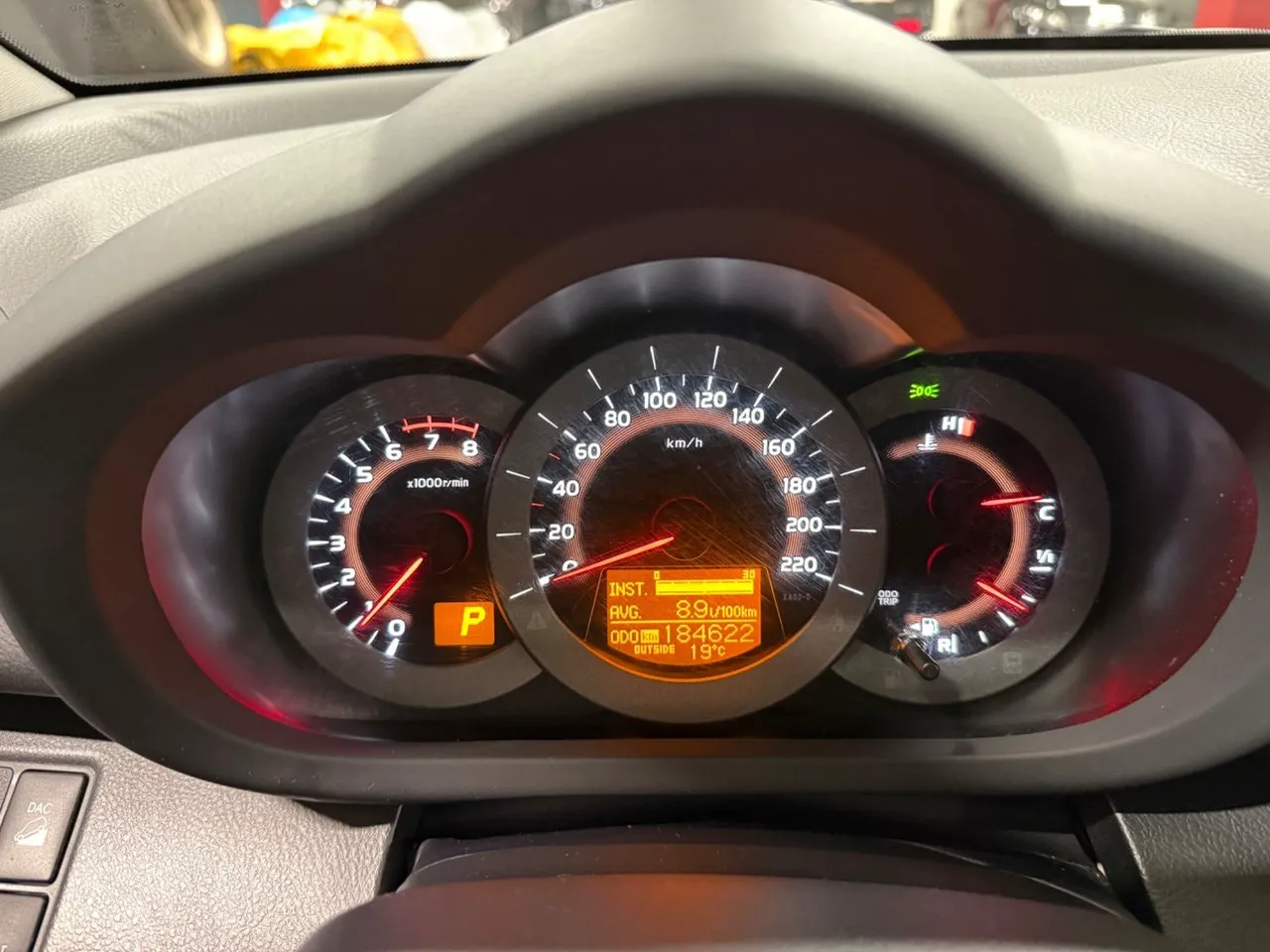 Vehicle image 19