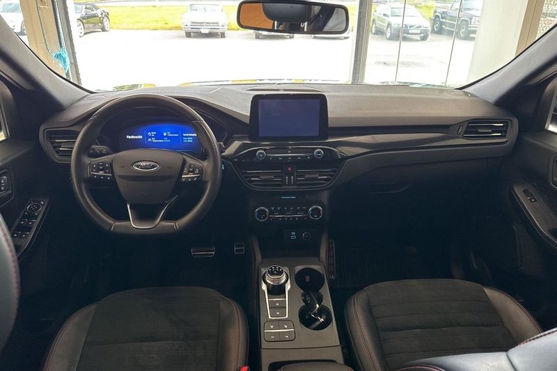 Ford Kuga bild 8