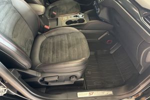 Ford Kuga bild 17