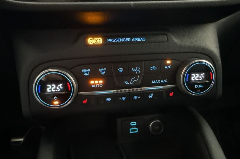 Ford Kuga bild 11