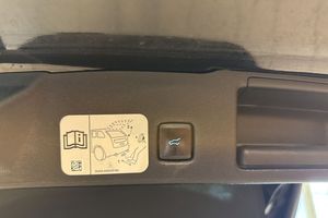 Ford Kuga bild 23