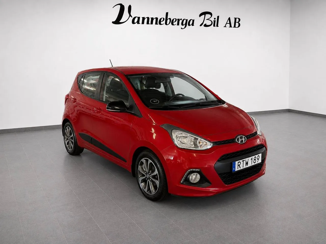 Vehicle image 1