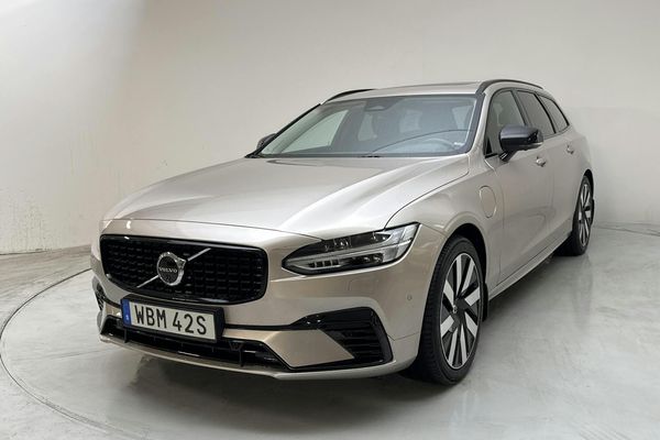 Volvo V90 T8 AWD Recharge (455hk) - 2025