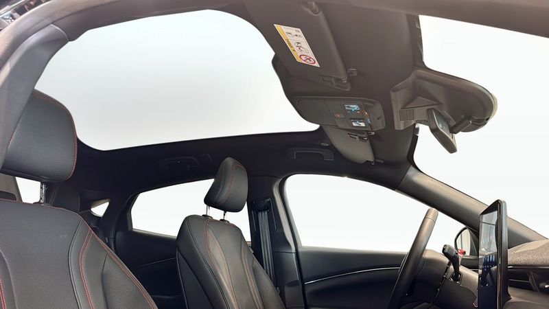 Ford Mustang Mach-E bild 13