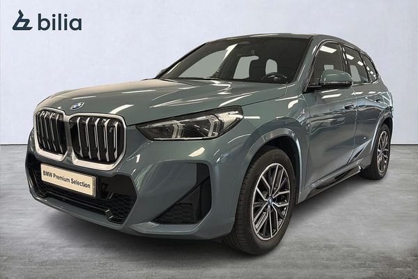 BMW X1 iX1 xDrive30 xDrive 30 M-sport | Drag | Backkamera | Adapativ LED - 2023