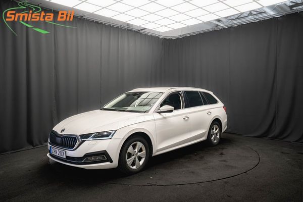 Skoda Octavia TDI STYLE D-VÄRMARE DRAG KAMERA COCKPIT 1-ÄGARE MOMS - 2022
