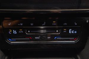Volkswagen Passat bild 21