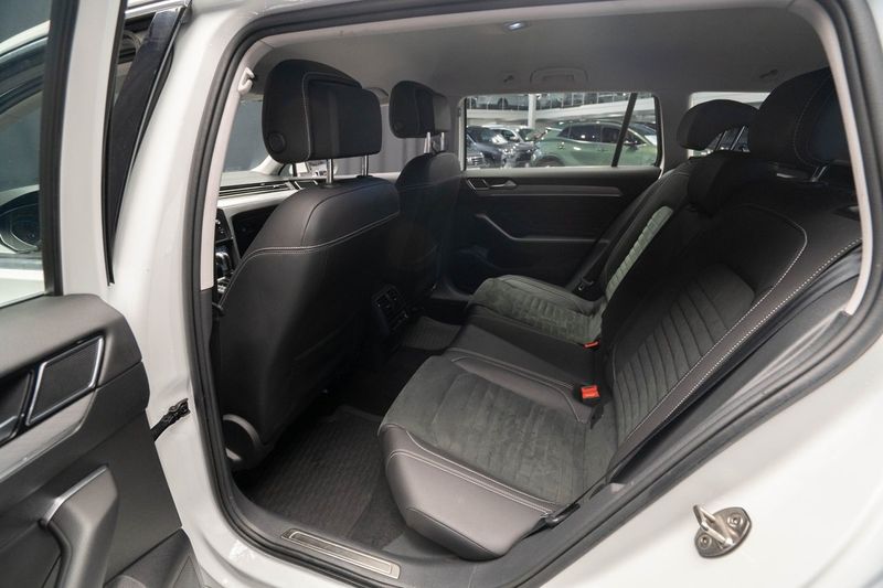 Volkswagen Passat bild 19
