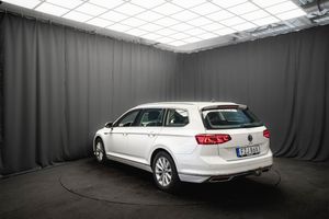 Volkswagen Passat bild 9