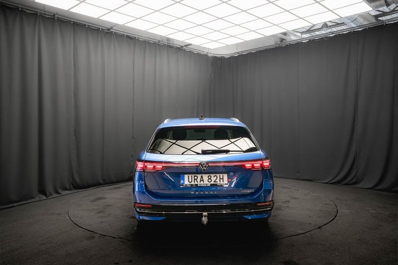 Volkswagen Passat bild 8